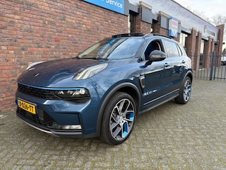 Lynk & Co 01 1.5 Plug in Hybrid|Panorama|Trekhaak|360 camera|ACC