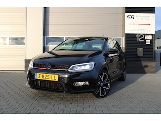 Volkswagen Polo 1.4-16V TEAM / XENON/NAVI/CRUISE/17''/STOELVERWARMING /VOLL