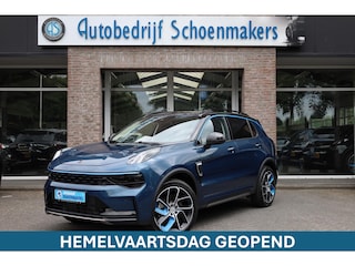 Lynk & Co 01 1.5 261PK! 6.6 Kwh LADEN! 360-CAMERA PANO/SCHUIF INFINITY DAB NAVI CARPLAY STOELVERWARMING ELEK.ACHTERKLEP 20"LMV