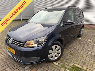 Volkswagen Touran 1.2 TSI Comfortline BlueMotion,trekhaak,navigatie,rijdt perfect-diverse gebruikschades!