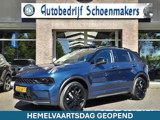 Lynk & Co 01 1.5 261PK! + 6.6Kwh LADEN! 360-CAMERA PANO/SCHUIF INFINITY DAB NAVI CARPLAY STOELVERWARMING ELEK.ACHTERKLEP 20"LMV