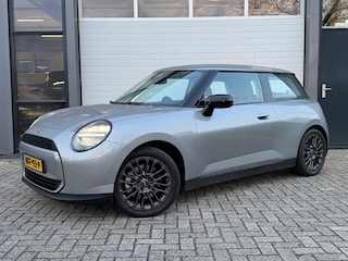 Mini Cooper (j01) E Essential 40,7kWh 184pk