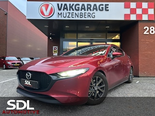 Mazda 3 2.0 e-SkyActiv-X M Hybrid 180 Luxury // 360 CAMERA // LEDER // ELEK.STOEL+GEHEUGEN // HEAD-UP DISPLAY // DODEHOEK // FULL LED //