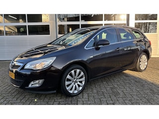 Opel Astra Sports Tourer 1.4 Turbo Navi/Cruise/Trekhaak/PdcAchter/Clima