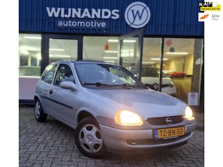 Opel Corsa 1.2i-16V Sport Panoramadak Trekhaak APK