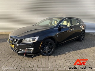 Volvo V60 2.4 D6 AWD Plug-In Hybrid Summum | Stoelverwarming |
