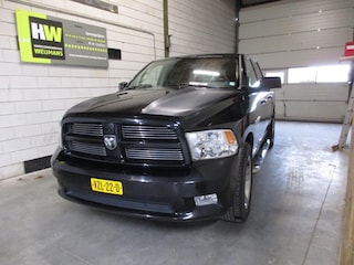 Dodge Ram 1500 5.7 V8 4x4 Crew Cab 5'7 Laramie LPG , Weinig KM'S