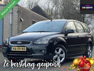 Ford Focus Wagon 1.6-16V Ambiente/PDC/STLVW/NAP/APK