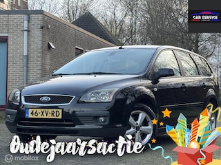 Ford Focus Wagon 1.6-16V Ambiente/PDC/STLVW/NAP/APK