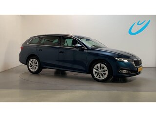 Skoda Octavia Combi 1.0 e-TSI DSG Business Edition Plus Camera Sfeerverlichting Navigatie DAB+