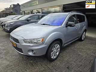 Mitsubishi Outlander 2.4 Instyle | AUTOMAAT | 7 PERS | ANDROID | 12MND GARANTIE | CAMERA | LEDER |
