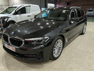 BMW 5-serie Touring 530e Business Facelift BTW incl.