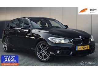 BMW 118i Autom Cruise Stoelverw PDC Navi Trekh IZGST