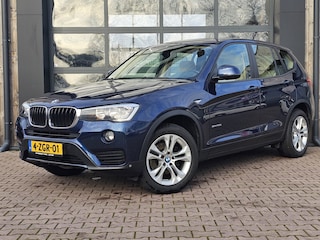 BMW X3 sDrive20i | Automaat | Trekhaak | Cruise | LMV 18" | Licht en regensensor |