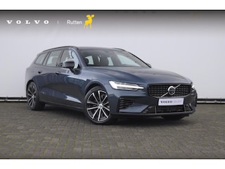 Volvo V60 T6 350PK Automaat AWD Plus Dark / Adaptive cruise control / Elektrische stoelen / Harman Kardon audio / Trekhaak / Pilot assist / BLIS / Stoel en stuur verwarming / Elektrische achterklep / Parkeersensoren met 360 camera / Google infotainment