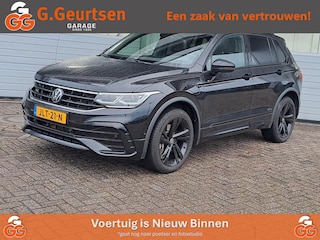 Volkswagen Tiguan 1.4 TSI eHybrid R-Line, Blackstyle, Volleder, Panoramadak, Zeer mooie uitvoering!