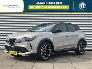 Alfa Romeo Junior 54 kWh 156pk Elettrica Speciale Navigatie | Panorama Dak | Camera | Pack Techno