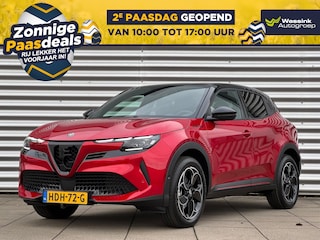 Alfa Romeo Junior 54 kWh 156pk Electrica Speciale | Elektrische achterklep |Verwarmbare voorruit | Achterruirijcamera | Keyless entery |
