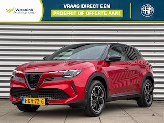 Alfa Romeo Junior 54 kWh 156pk Electrica Speciale | Elektrische achterklep |Verwarmbare voorruit | Achterruirijcamera | Keyless entery |