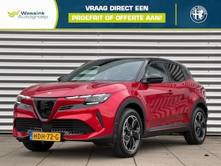 Alfa Romeo Junior 54 kWh 156pk Electrica Speciale | Elektrische achterklep |Verwarmbare voorruit | Achterruirijcamera | Keyless entery |