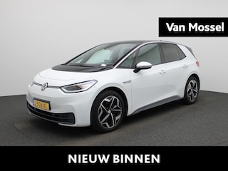 Volkswagen ID.3 First Plus 58 kWh | 204 PK | SoH...% | Automaat | Achteruitrijcamera |  Apple Carplay/Android Auto | Navigatie Full Map | Cruise Control Adaptief Met Stop&Go | Lichtmetalen Velgen 19" | Stuur Verwarming | Stoel Verwarming |