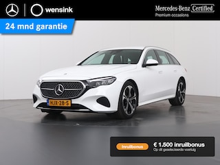 Mercedes-Benz Estate 300 e Luxury Line | Achteruitrijcamera | Winter Pakket | 19" lichtmetalen velgen | Apple Carplay |