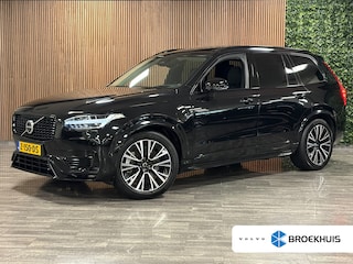 Volvo XC90 T8 AWD Recharge Ultra Dark Luchtvering | Trekhaak | All Season Banden | 360 Camera | 455pk | Head-Up Display | Harman Kardon | Adaptieve Cruise Control | Stoelverwarming voor+achter | Stuurwielverwarming | Schuifdak | Full LED Meesturende koplampen | Pilot Assist | BLIS Dode Hoek Detectie | Alcantara hemelbekleding | Lederen zonnekleppen en handgrepen | Elektrische voorstoelen geheugen | Lederen bekleding | Zitting verlenging voorstoelen | Lederen dashboard | 20 Inch | Google Infotainment | Keyless Drive | Privacy Glass | Elektrisch bedienbare achterklep | Geïntegreerd kinderzitje achterin | Geïntegreerde zongordijnen achterportieren | Verlichte instaplijsten | 7-Persoons | 4-Zone Climate Control | DAB Radio | Apple Carplay/Android Auto | Alarm Klasse III | Draadloos telefoon opladen | Volvo On Call met mobiele App functie | Onyx Black Metallic |