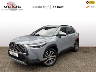 Toyota Corolla Cross Hybrid 140 Style Comfort, Manhatten Grey, Stoel en stuur verwarming, electrische achterklep,