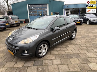 Peugeot 207 1.6 VTi Première