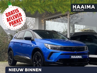 Opel Grandland 1.6 Turbo Plug-In Hybrid GS | AGR Comfortstoelen | Achteruitrijcamera | Parkeersensoren voor en achter | Navigatiesysteem | Voorstoelen verwarmd
