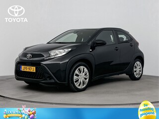 Toyota Aygo 1.0 VVT-i MT Play Limited | Stoelverwarming | Allseason banden | Apple Carplay/Android auto |