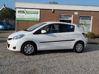 Toyota Yaris 1.0 VVT-i Now