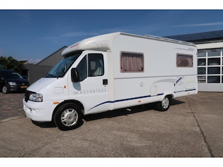 Dethleffs Advantage T6611 | KEURIGE STAAT | ENKELE BEDDEN | 2X Maxxfan Dethleffs Advantage T6611 | KEURIGE STAAT | ENKELE BEDDEN