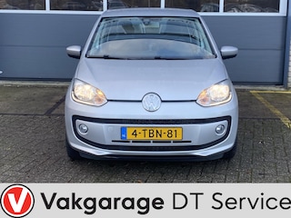 Volkswagen Up 1.0 high up!