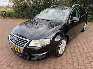 Volkswagen Passat 2.0TDI 140PK HIGHLINE/HLEER/XENON/NAV/THAAK/APK