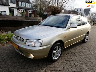 Hyundai Accent 1.5i GS 90pk Semi-Classic 3-drs Airco Nette auto Youngtimer