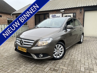 Mercedes-Benz B-klasse 200 Automaat Leer Navi Trekhaak