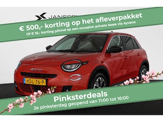 Fiat 600 e La Prima 54 kWh Leder Achteruitrijcamera Stoelverwarming Apple CarPlay
