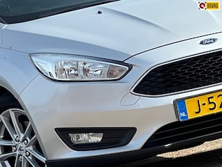 Ford Focus Wagon 1.0 Titanium Bsns - Moondust Silver - Rijassistensystem/Cruise/Clima