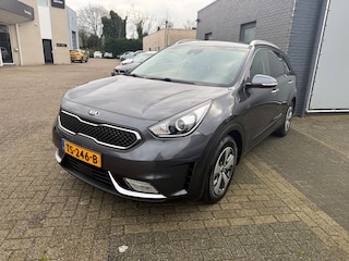Kia Niro 1.6 GDi Hybrid BusinessLine MEER FOTO'S VOLGEN
