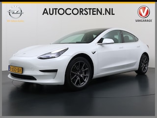 Tesla Model 3 SR Plus 325PK Lmv 18" AutoPilot FSD-3 Leder Pano-dak Adaptive-Cruise Camera's Elektr.-Stuur+Stoelen+Spiegels+Geheugen+Easy-Entry+Verwarmde stoelen Park assistent Pdc WIFI Lane-Assist Speed-Assist Navi LED Comfortstoelen ACC DAB Voorverwarmen interieur via App Keyless One-Pedal-Drive 1e Eigenaar Origineel Nederlandse Auto