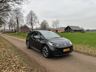 Volkswagen ID.3 Business 58 kWh | Stoelverwarming | Adaptieve Cruise Control | A