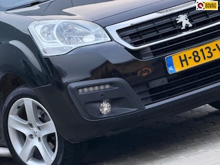 Peugeot Partner 1.2 PureTech 110pk Active - Noir Onyx - Cruise/Camera/Navigatie