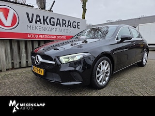 Mercedes-Benz A-klasse 180 Advantage 17"/Sfeerverlichting/LED/Climate/Stoelverwarming/Apple Carplay & Android Auto