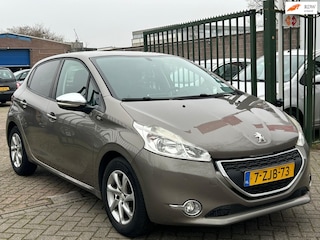 Peugeot 208 1.2 VTi Style Airco cruis control cv op afs elektrische ramen