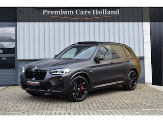 BMW X3 xDrive30e M-Pakket 292 Pk Frozen Black M-Stoelen Pano Navi 360 Memory Hud Carbon Camera Leder Laser 20 Inch