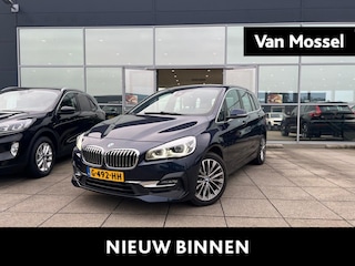 BMW 2-serie Tourer 218i High Executive Edition | Head Up Display | Leder | Stoelverwarming | Led Verlichting | Navigatie | Climate Control |