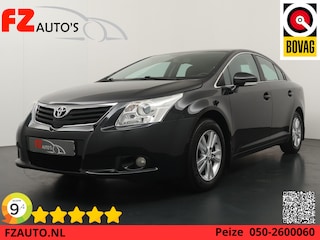 Toyota Avensis 1.8 VVTi Dynamic - Navigatie - Climate Control - Trekhaak