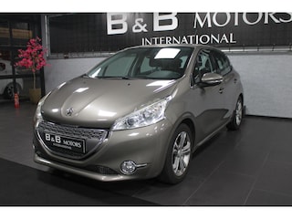 Peugeot 208 1.2 VTi Allure|LED|PARKEERSENSOR|ELEK.SPIEGELS