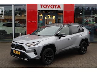 Toyota RAV4 2.5 HYBRID AWD STYLE APPLE/ANDROID LEDER STOEL/STUUR/VOORRUITVERWARM. ELEK. ACHTERKLEP. 1650KG-TREK. CAMERA P-SENSOREN KEYLESS